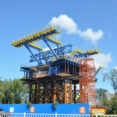 Cantilever Form Traveler