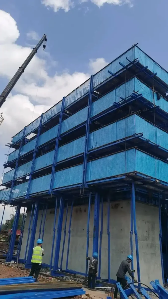 Climbing Formwork (1)